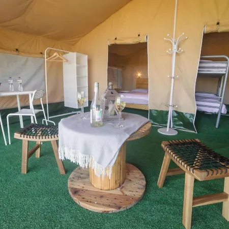 Glamping Safari Style Hotel Roscommon Exterior photo